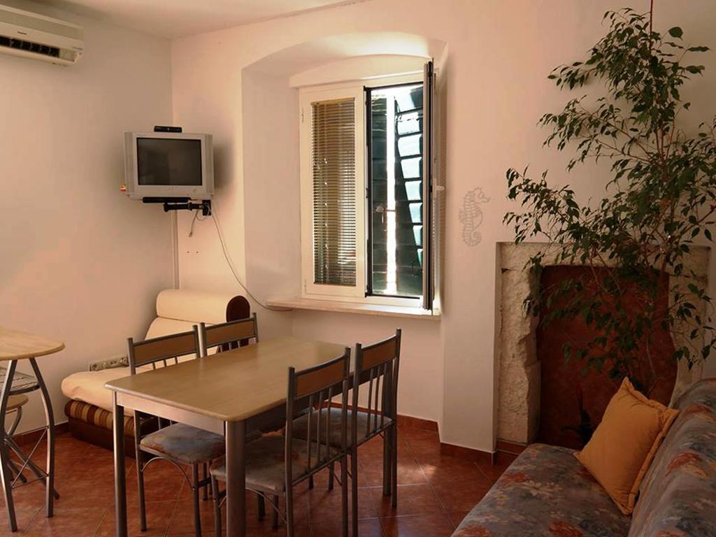 Central Sibenik Apartments Δωμάτιο φωτογραφία
